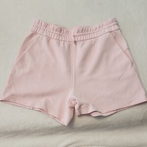 Lululemon Softstream 4" Shorts